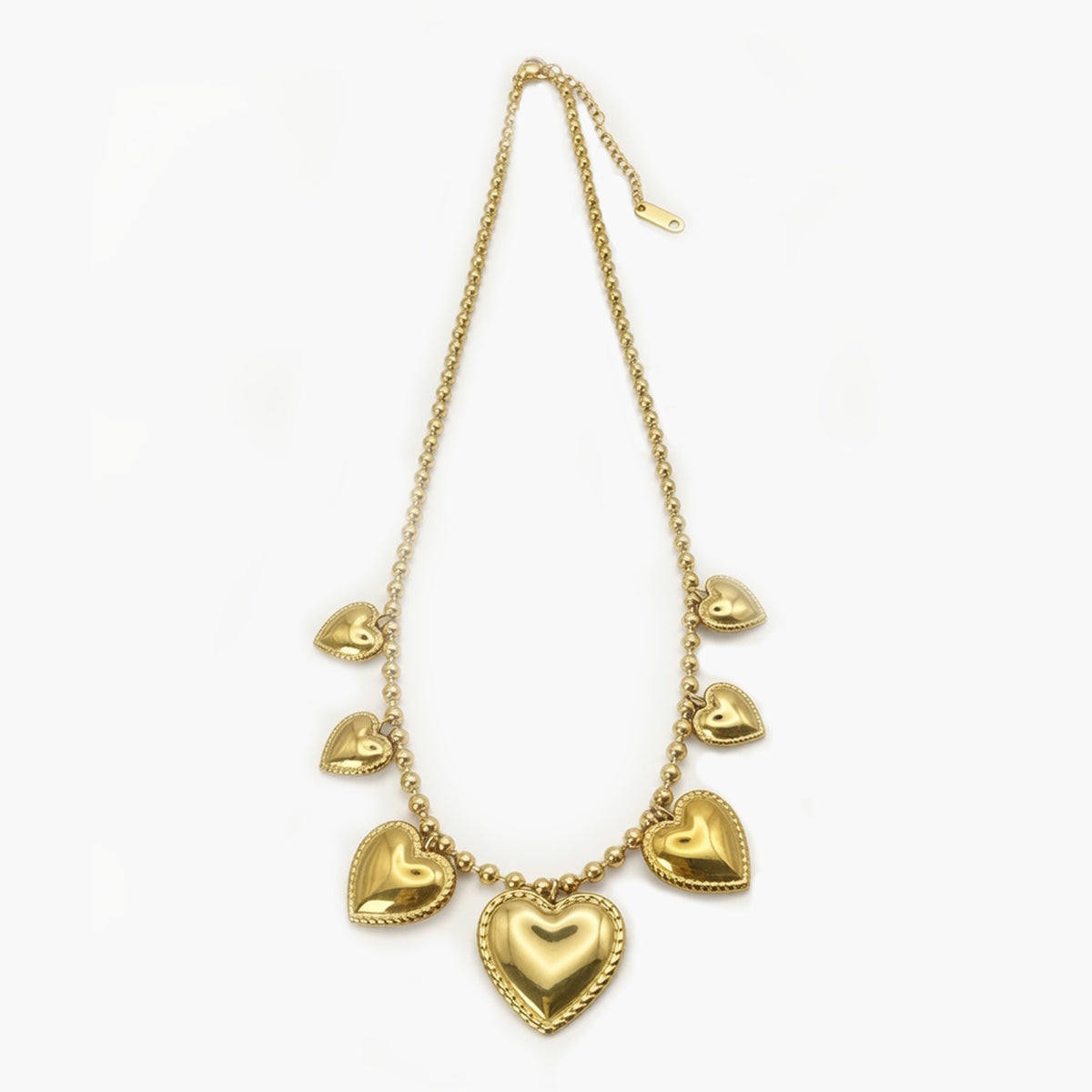 Coller coeur doré à breloques en acier inoxydable, vue de face
